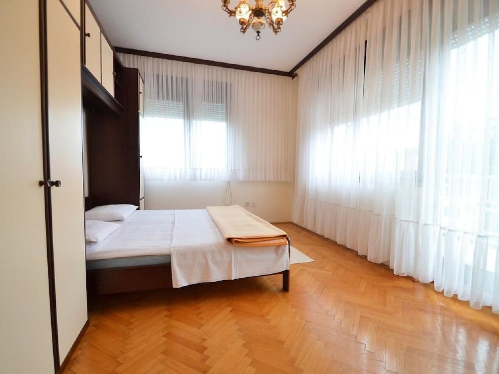 Ruža - Comfortable 2 Bedrooms Apartment - A1 view 4