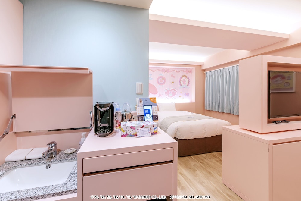 HOTEL OKINAWA WITH SANRIO CHARACTERS 158