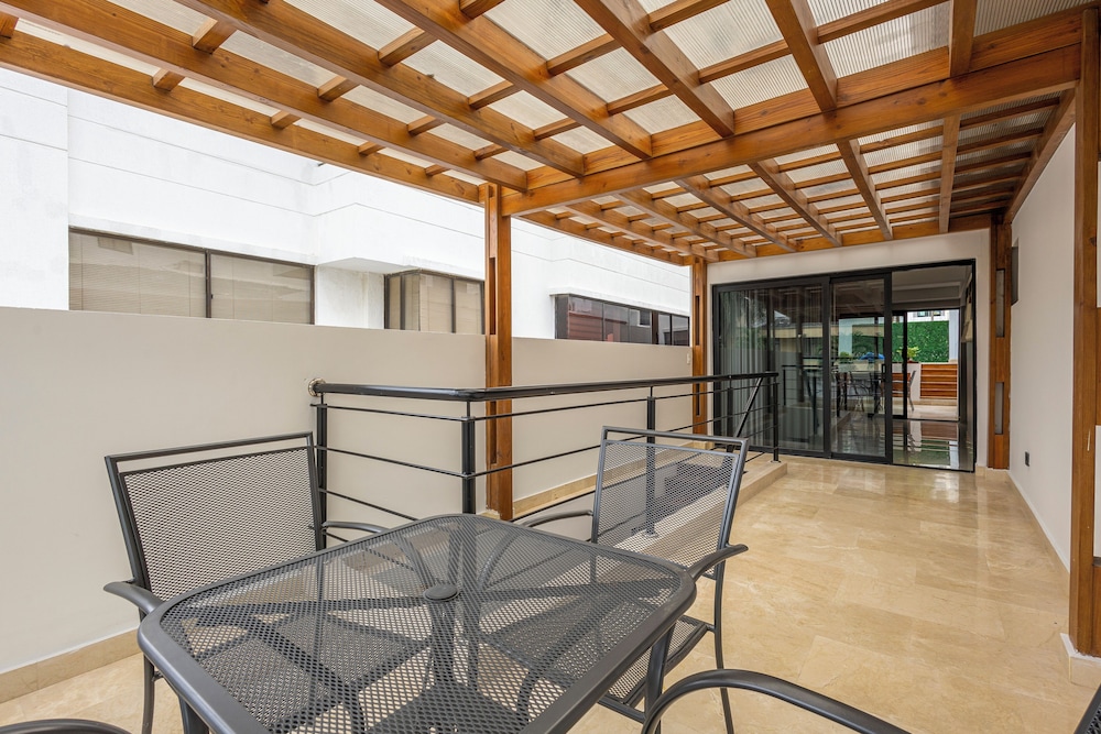 Casa Vargas 6-77 By SoHo