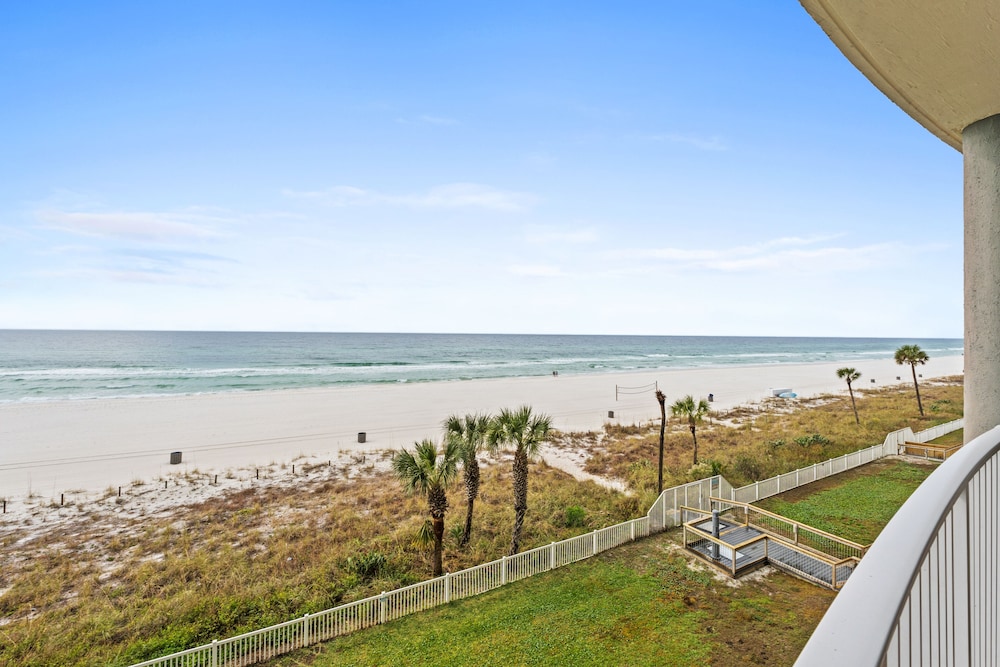 Long Beach by Book That Condo