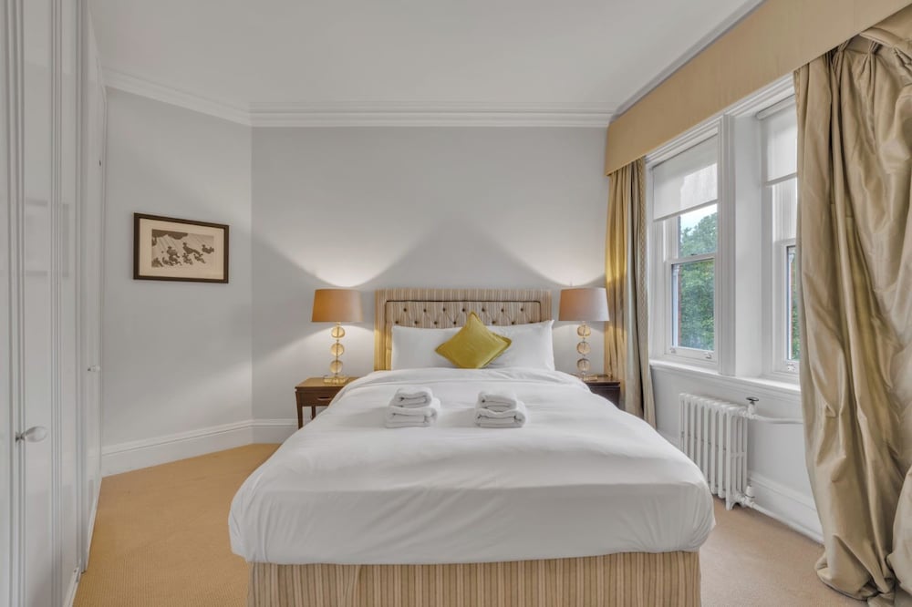 The Knightsbridge Residences