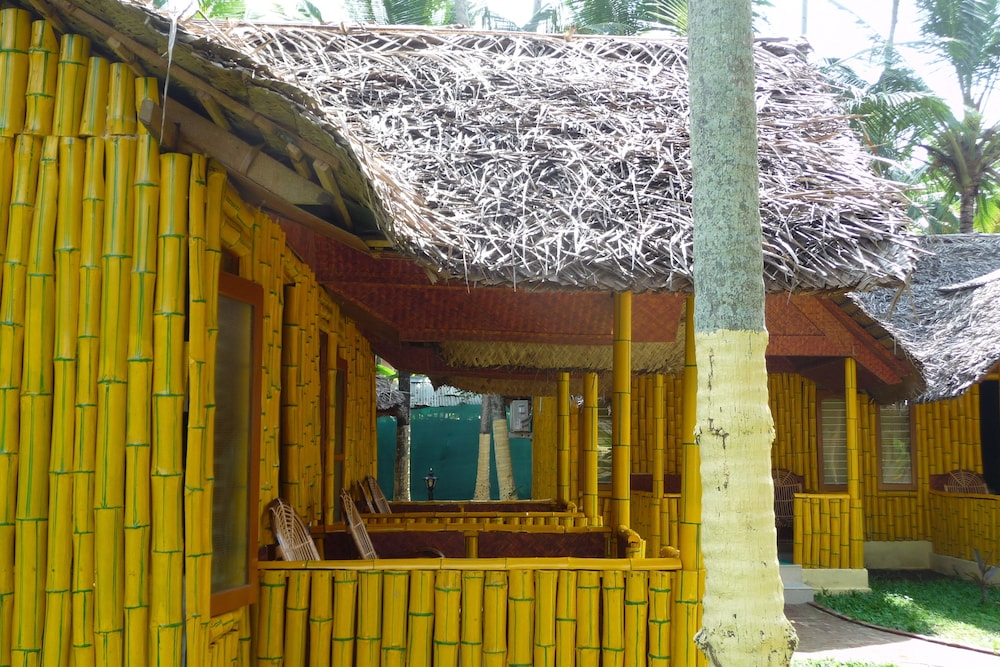 Savithri Inn