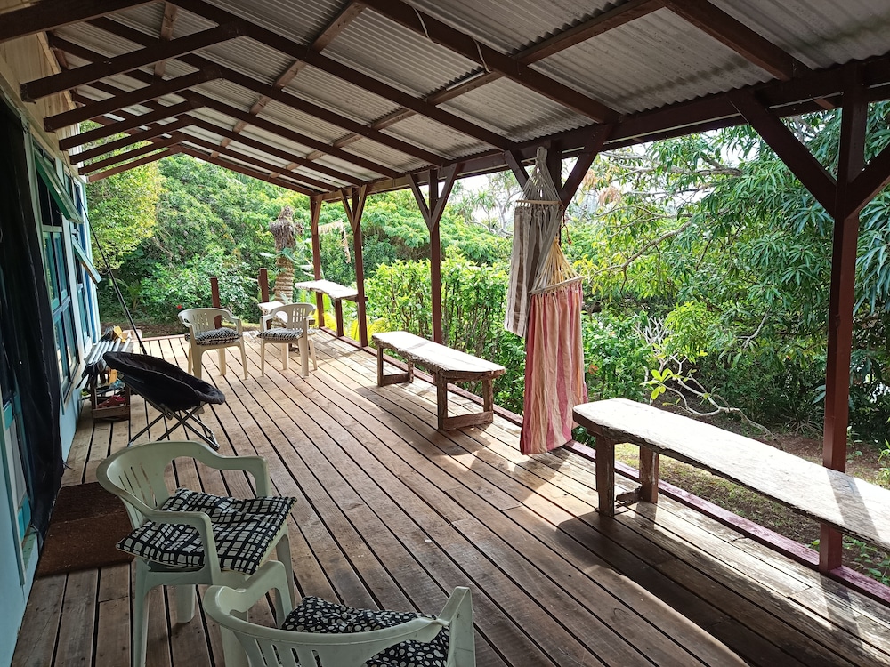 Mahina Lodge
