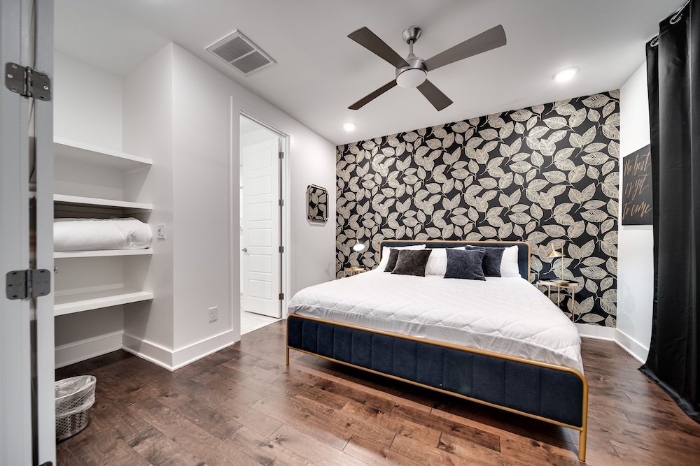 Nashville Vibes 4 Bedroom Townhouse