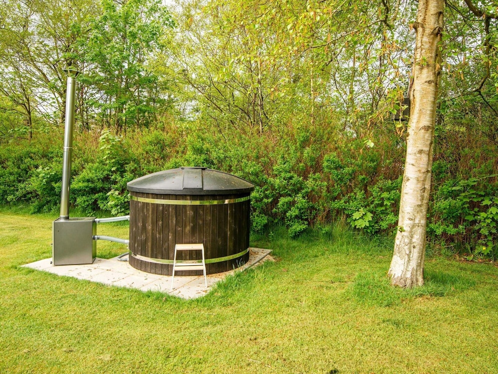 4 Person Holiday Home in Hemmet-by Traum