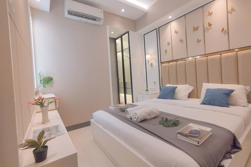 Comfort 2Br Direct Access To Mall At Benson Supermall Mansion Apartment