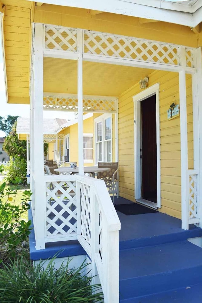 Sunshine Cozy Cottages