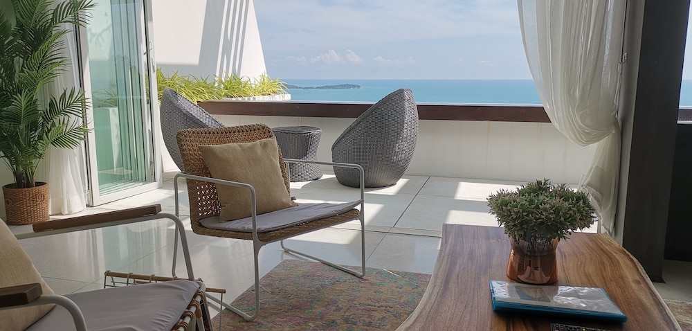 Aqua Samui Villas