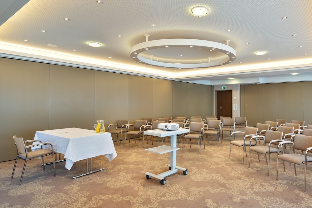 Linz Vacations - Hotel Schillerpark Linz, a member of Radisson Individuals - Property Image 14