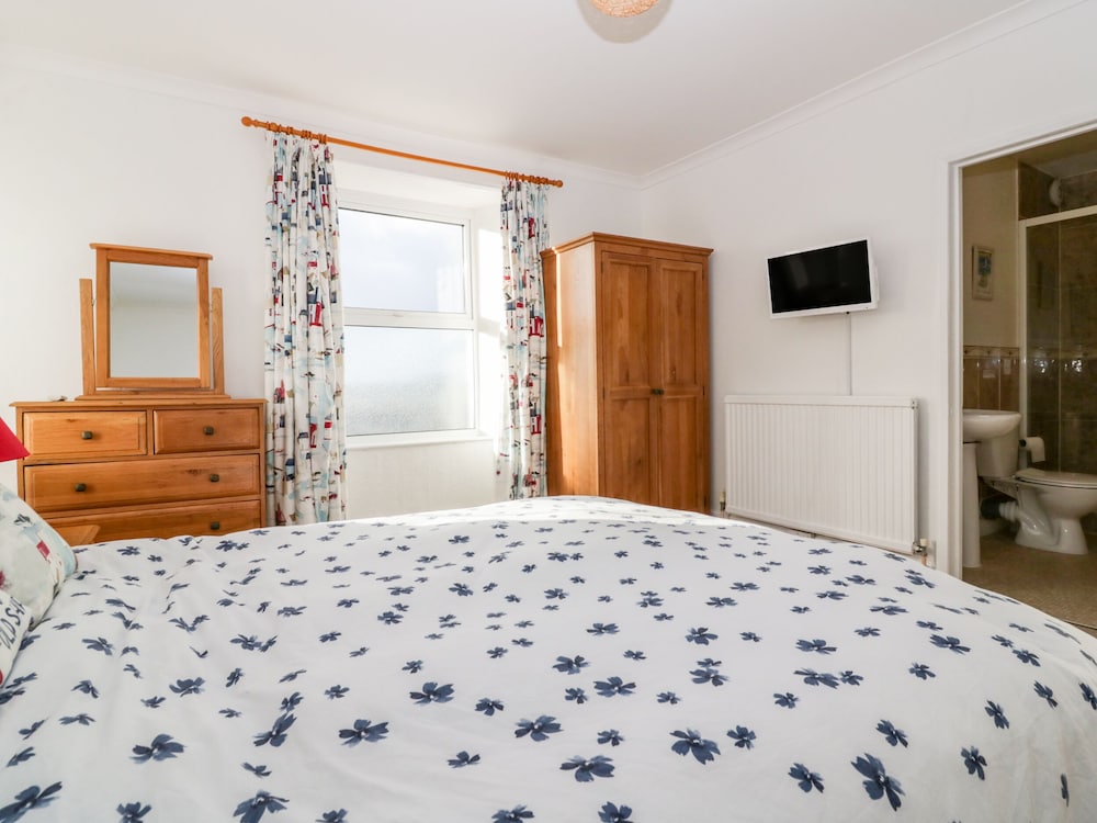 Trevena Lodge