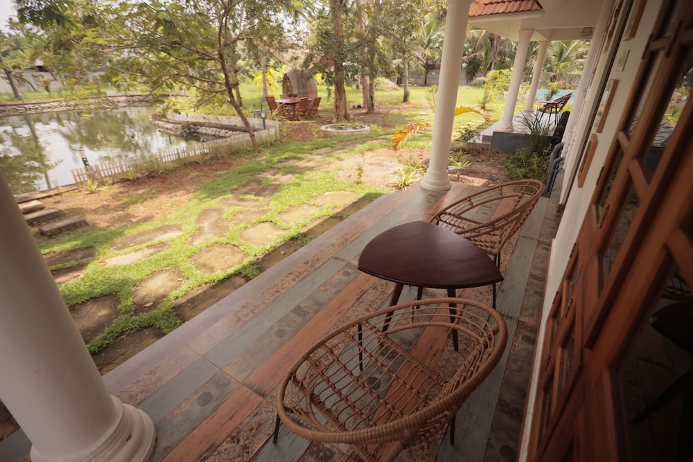 Palliath House-Heritage Villa Beachside