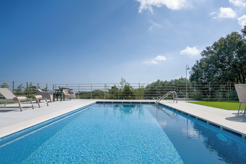 Olimpia Villas