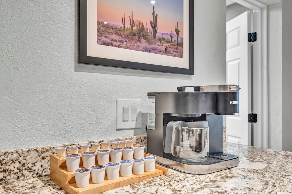 Beatrice Mini-resort Scottsdale