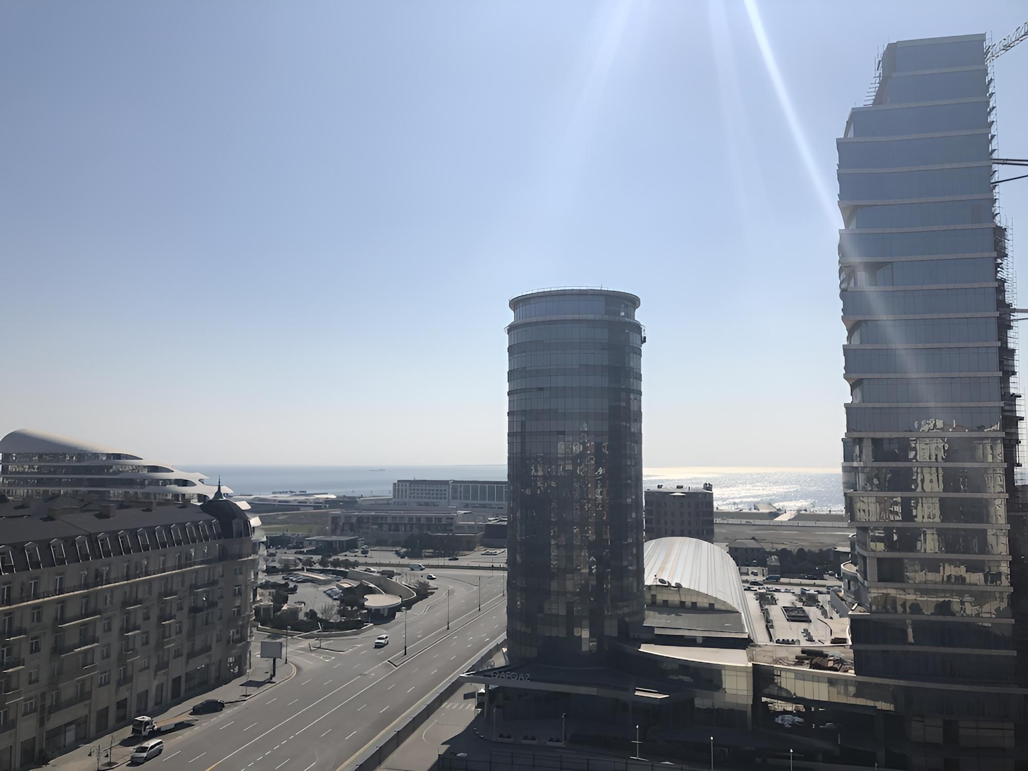 Harmony Hotel Baku view 3