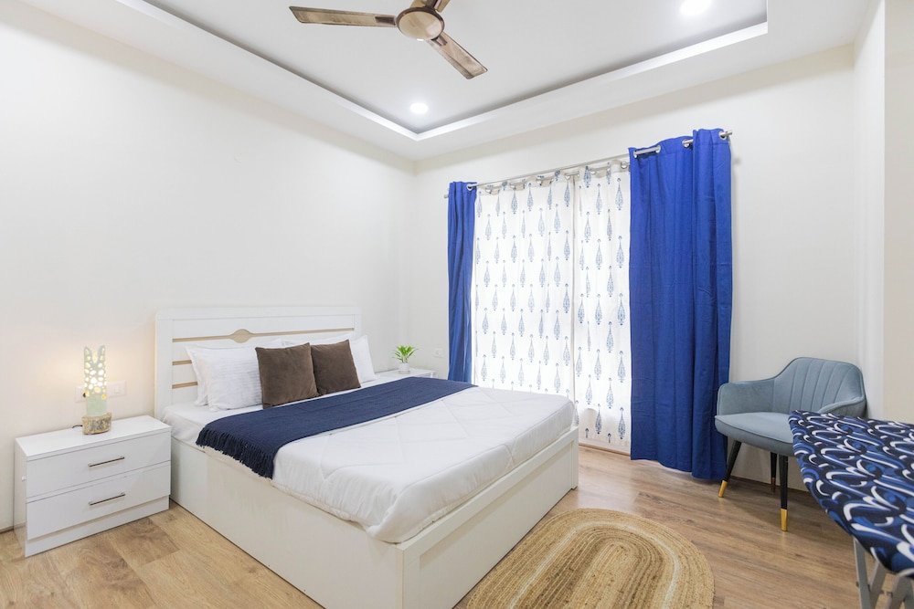Indigo Studio by Jadecaps Nr. DLF IT Park