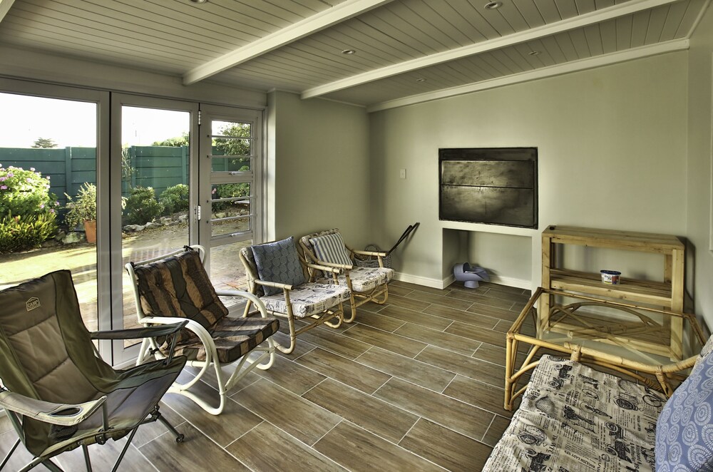 Haagwinde Langebaan 4-sleeper