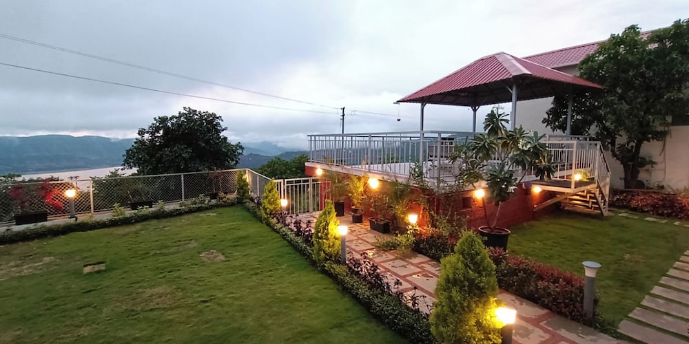 Rhythm Eco And Agro Stays