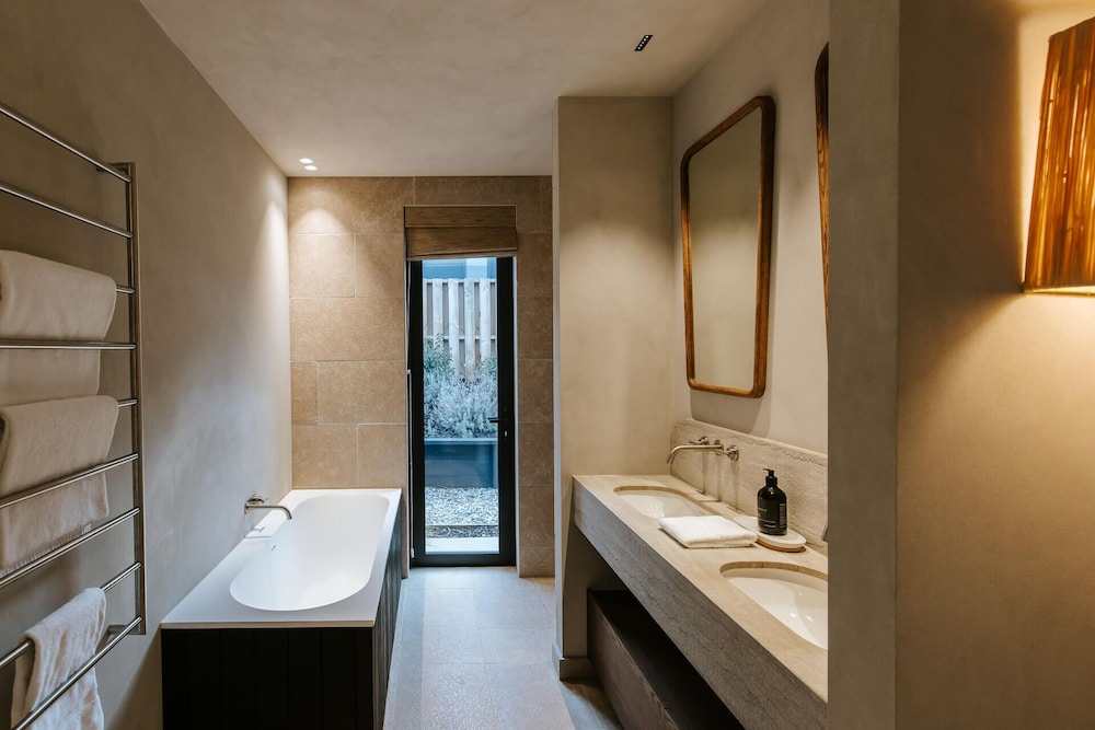 Riverslea - Pool - Sleeps 10