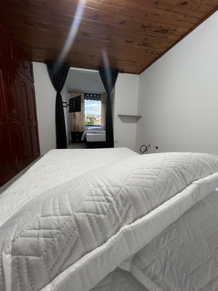 Hostal Comunidad HBT