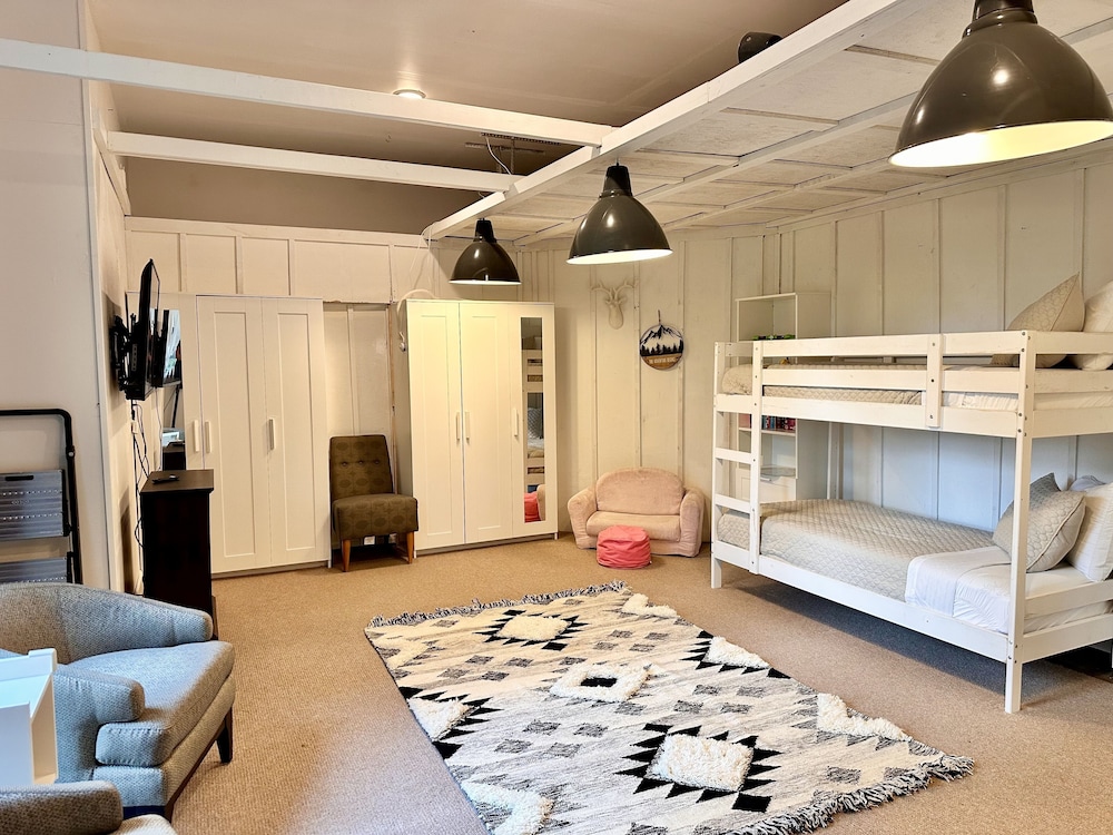 Icicle Haus 4 Bedroom Home