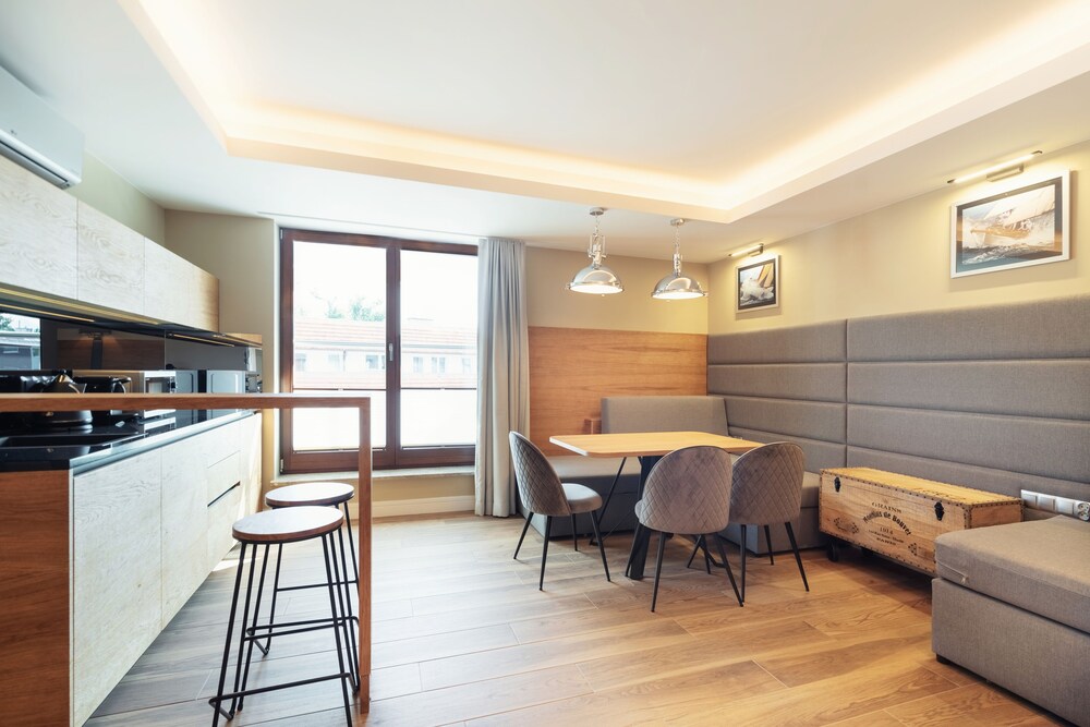 Grand Apartments - Blue Marlin Luxury