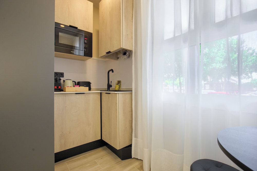 Dobo Madrid B90