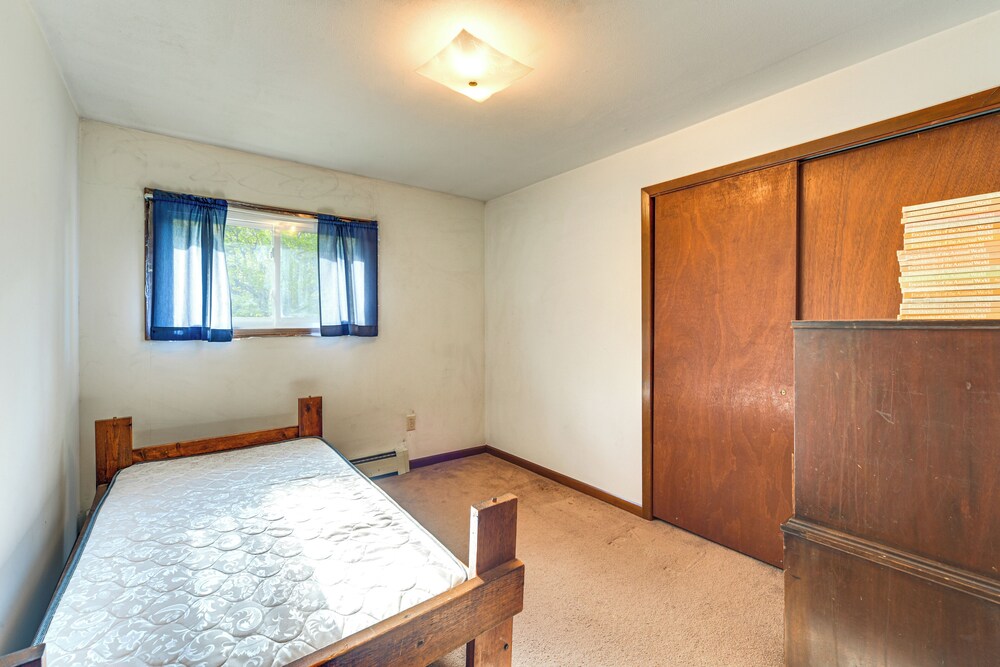 Fisher's Retreat: Hayward Home, Near ATV Trails!