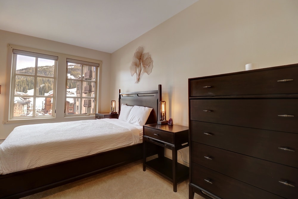 Pp409 Passage Point 2 Bedroom Condo
