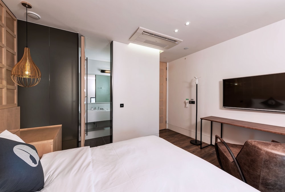 Hotel The Designers Kondae 13