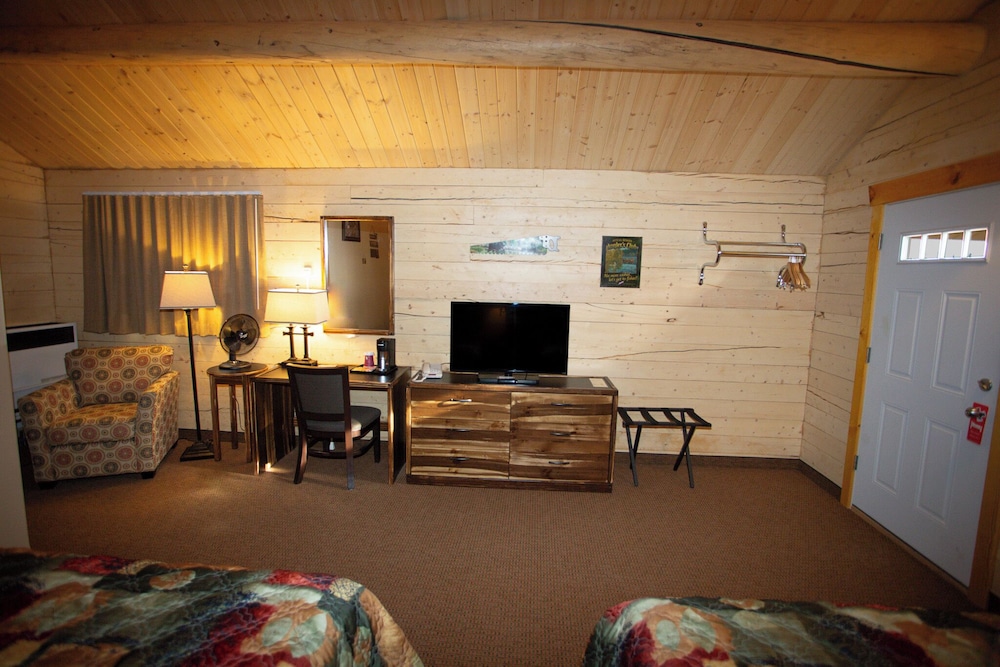 Young's Motel