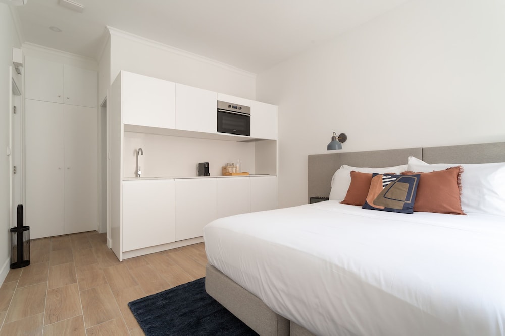 Lapa Diplomatic Flat 1 4 by Feel Lisboa