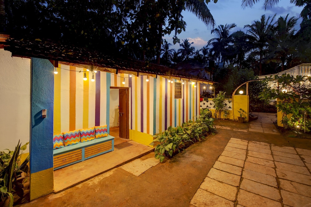 goSTOPS Lite Goa, Calangute