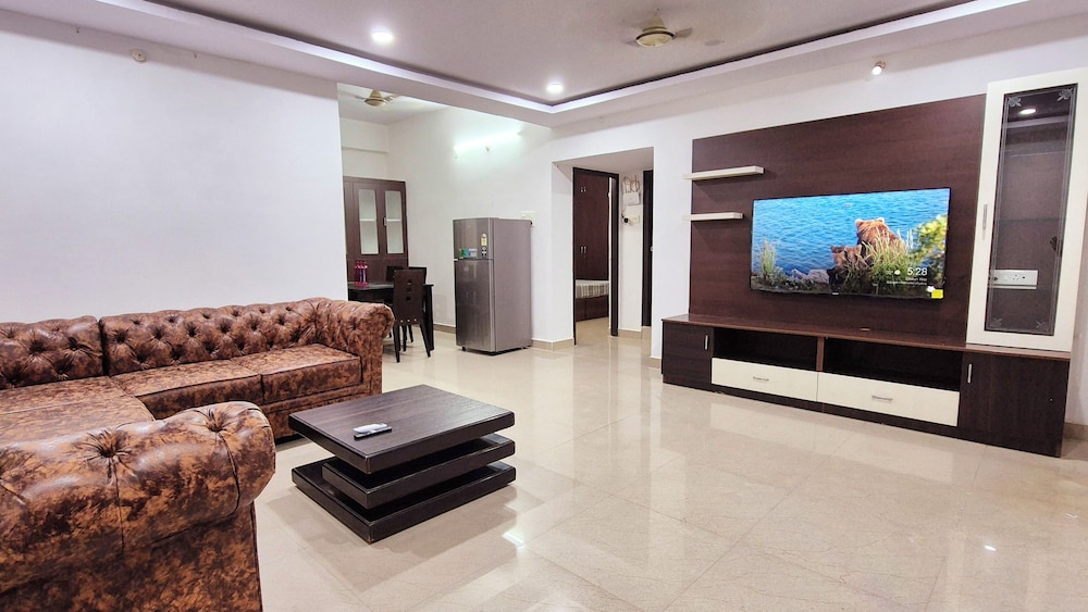 Crescent Stays T Nagar