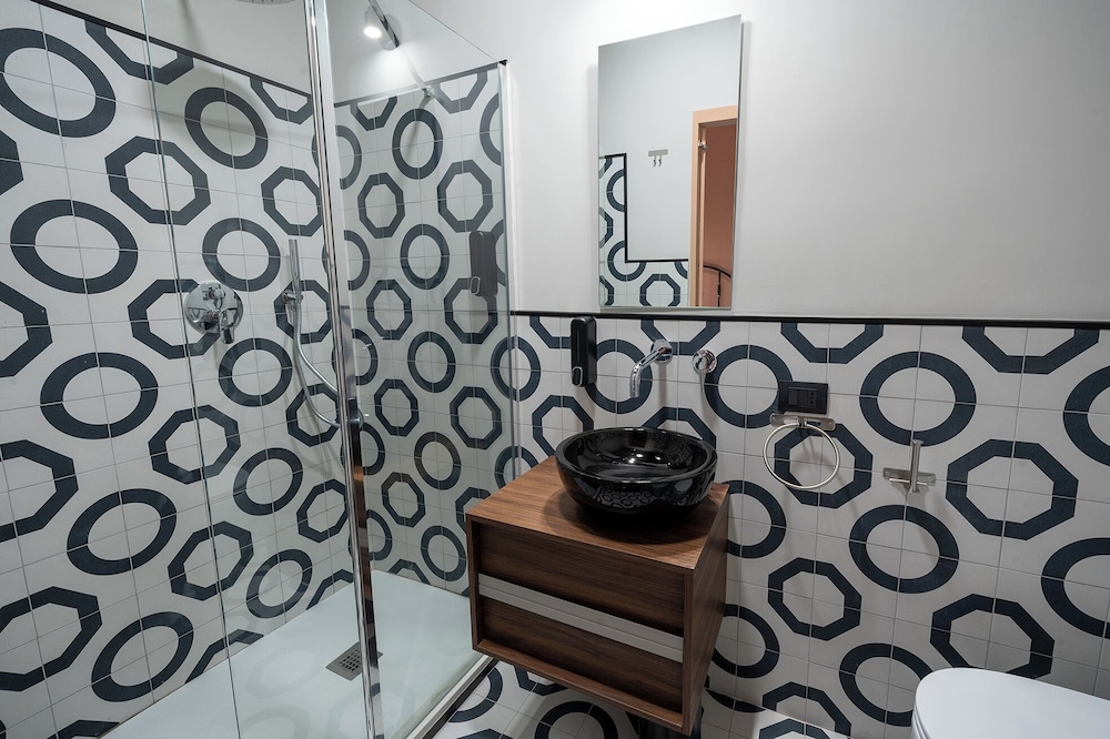 RB SUITES NAPOLI