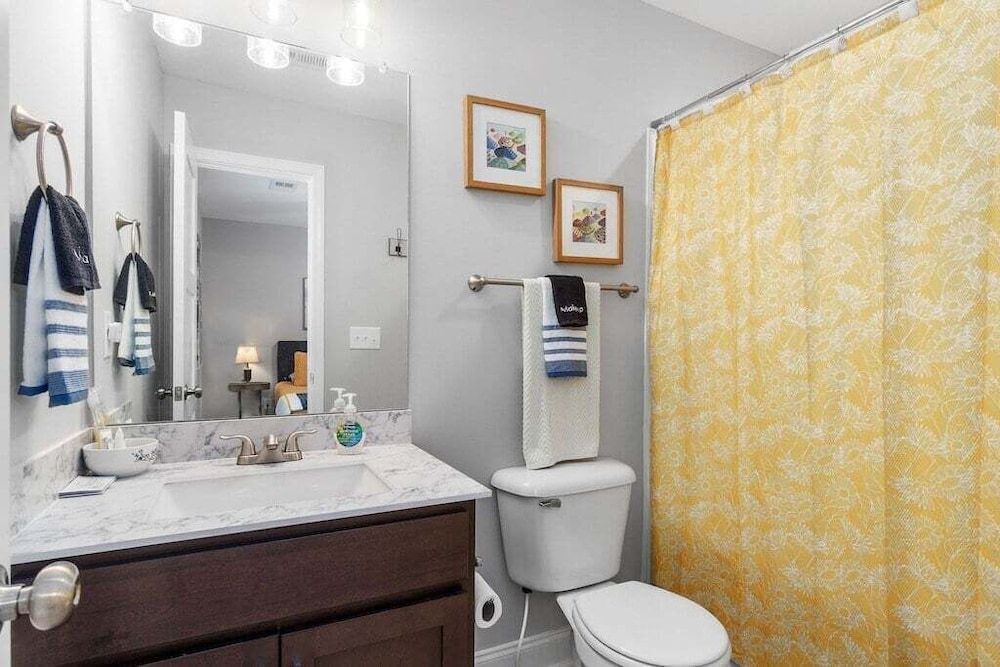 Golf Club Lane