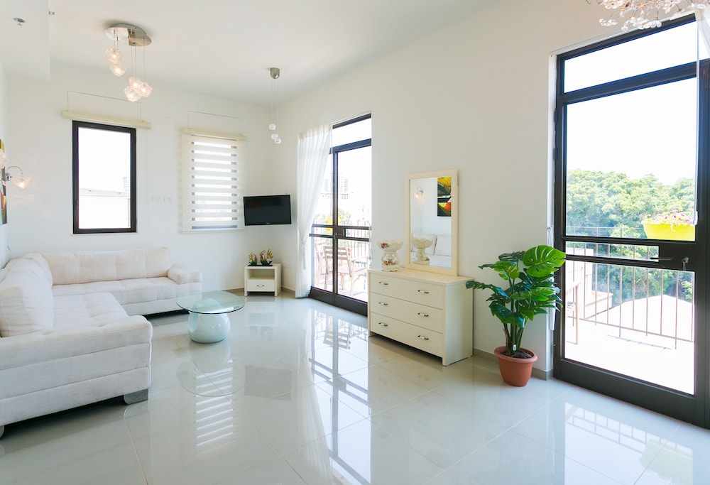 Tel-Aviving Apartments