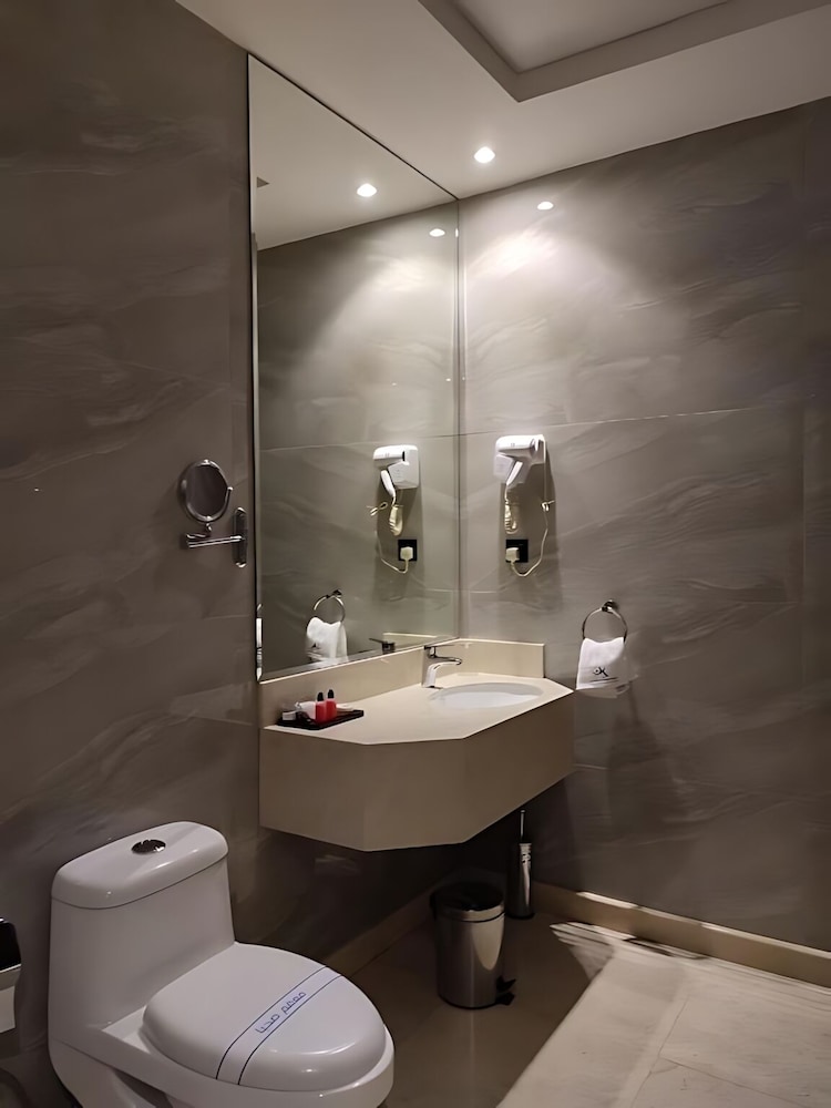 Kayan Serviced Apartments
