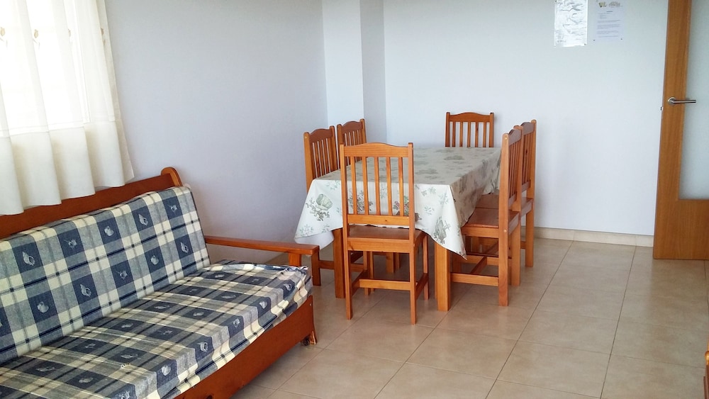 Apartamentos Colomeras 3000