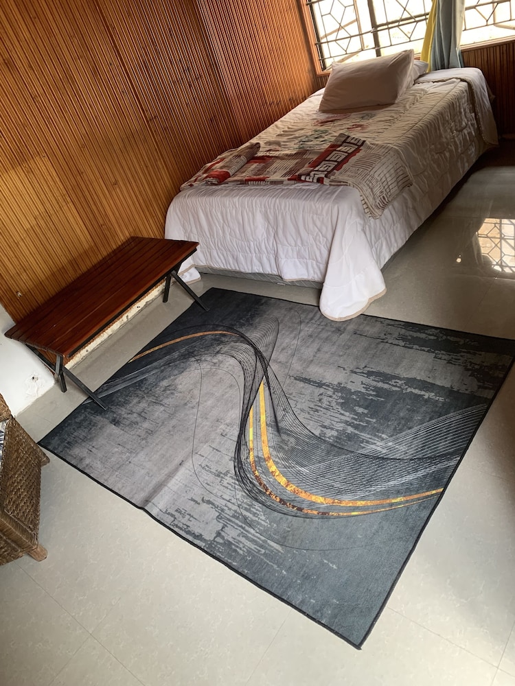 WINZMAR LODGE view 2