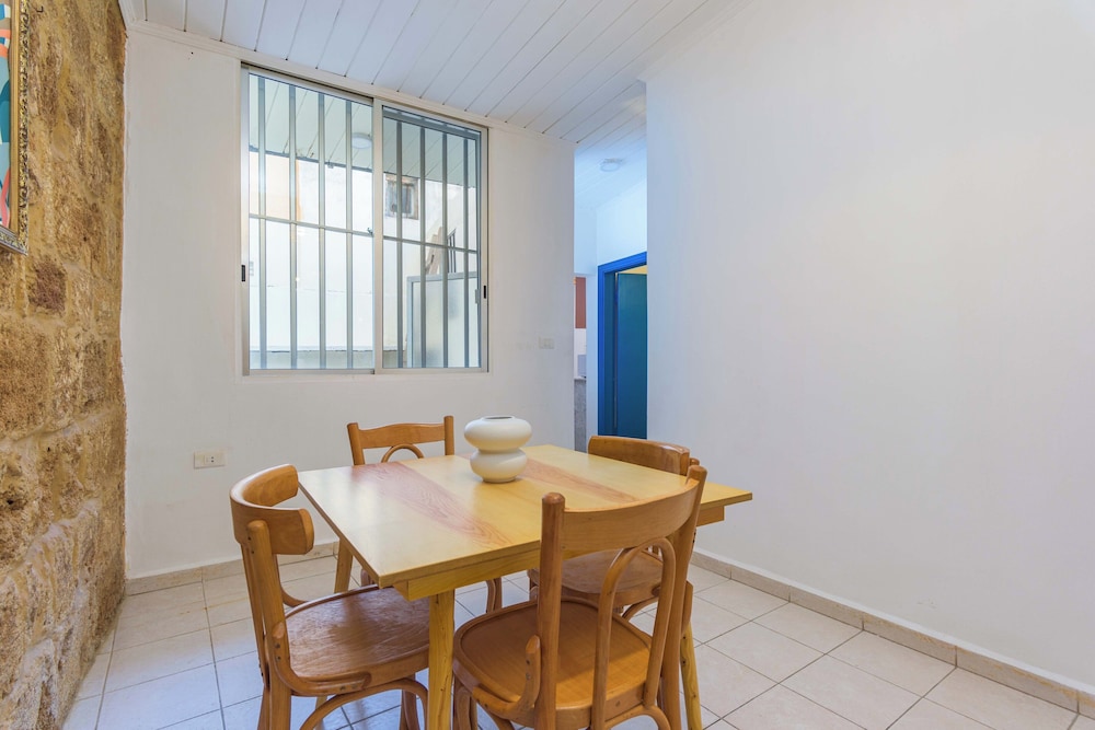 Galleria 1-Bedroom Apartment in Batroun