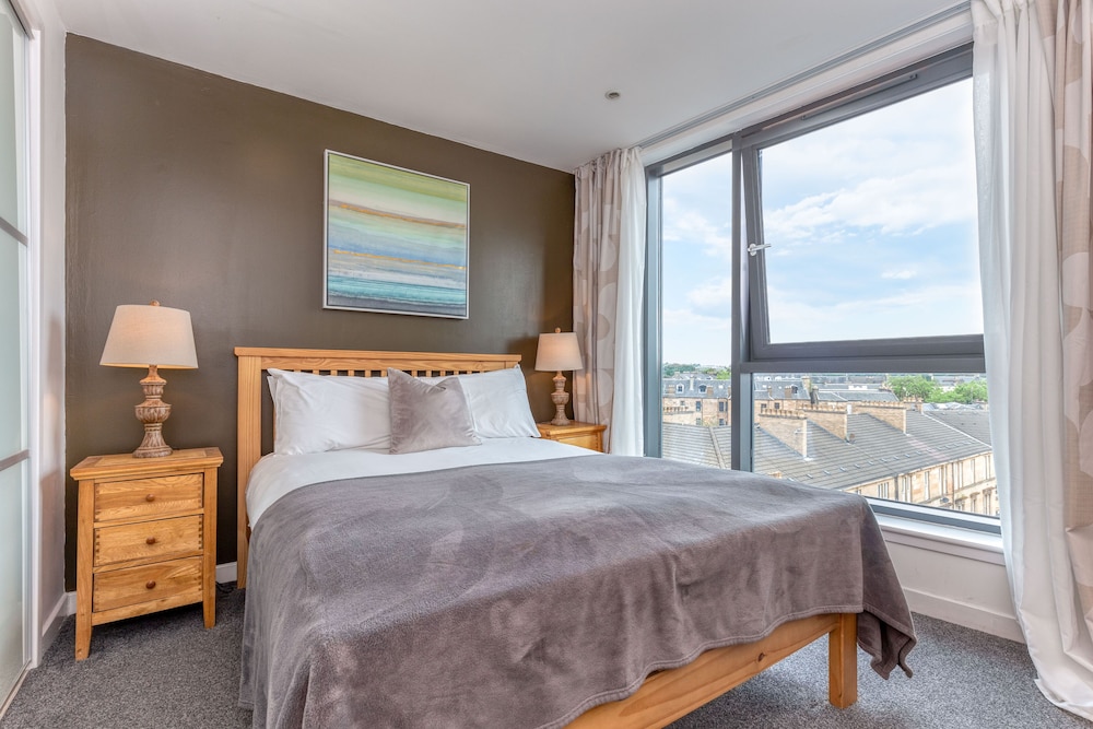 Executive 7 Apartments