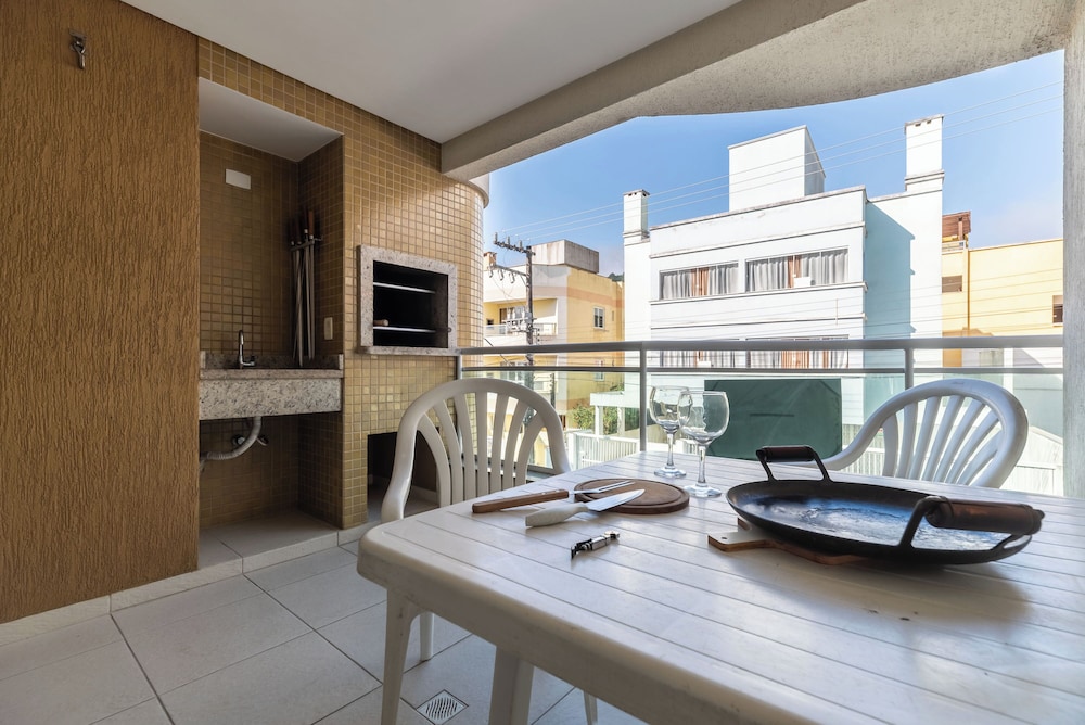 RFO - Apartments Just Steps From Bombinhas Beach