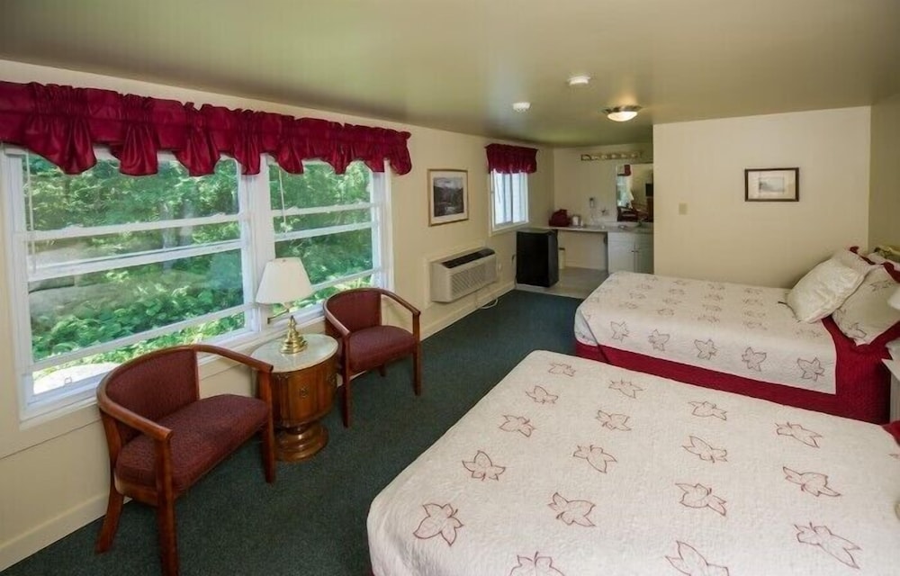 Harkness Brook Inn