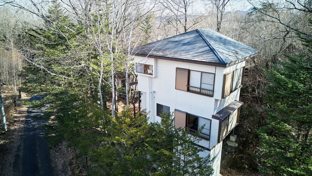 rinne 2nd living Kitakaruizawa Forest