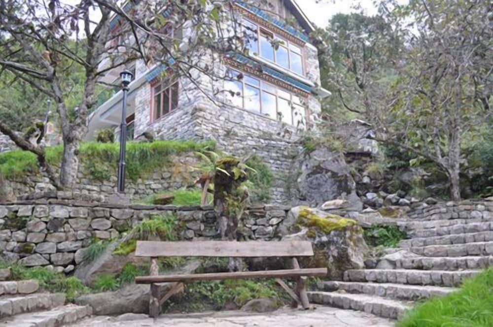 The Apple Orchard Retreat