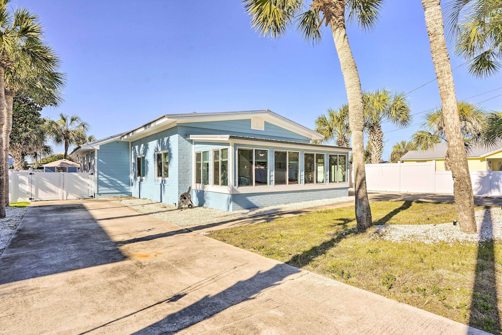 Gulf Views & Beach Access: Pet-friendly PCB Home