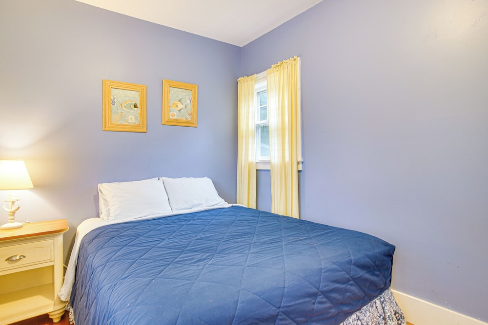 < Half-mi to Shore: Harwich Port Beach House