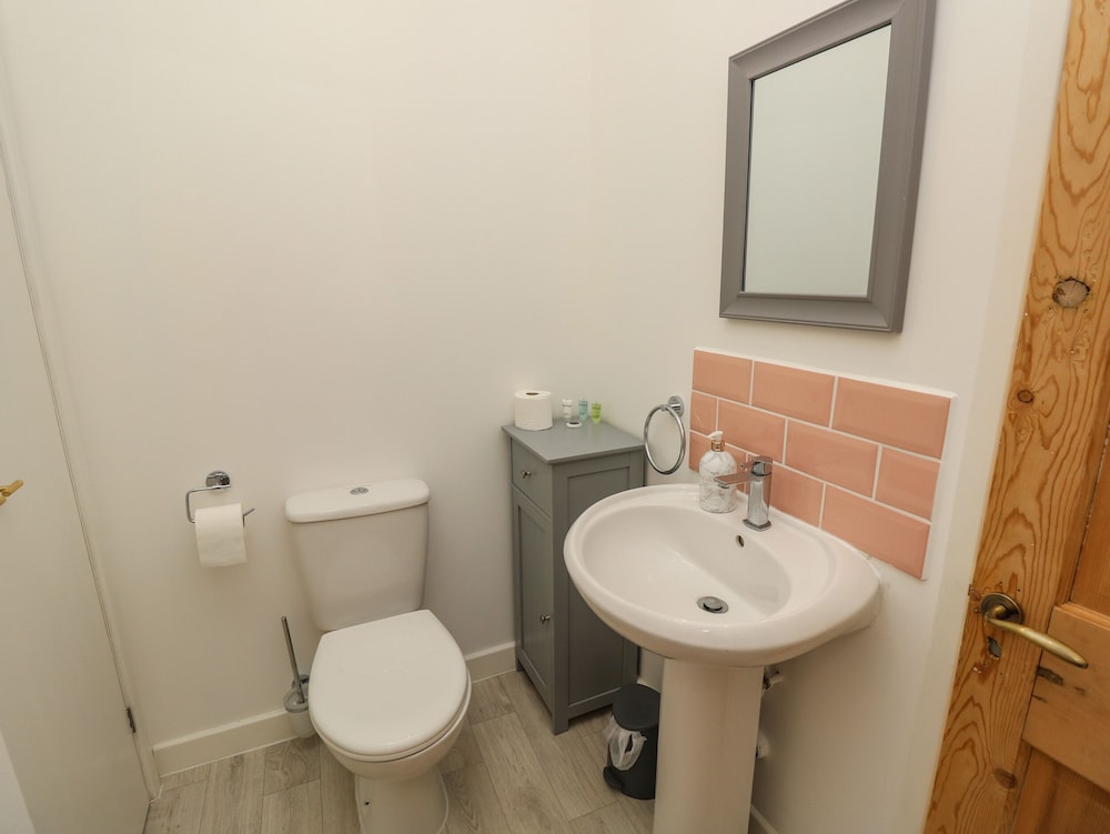 1 Star Cottages