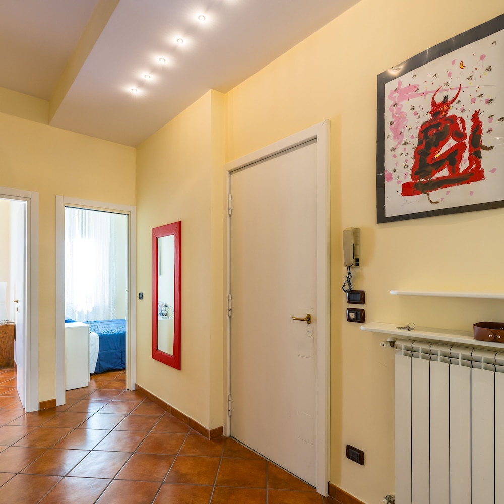Casa Vacanze Nostos Alabardieri by Napoliapartments