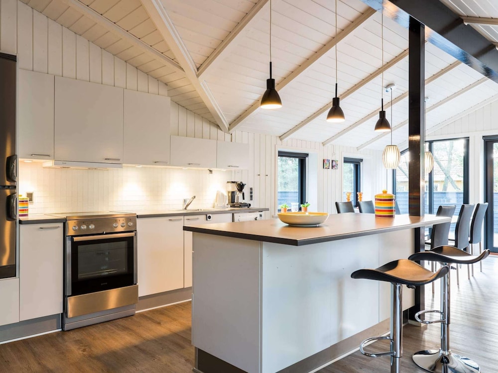 6 Person Holiday Home in Blavand